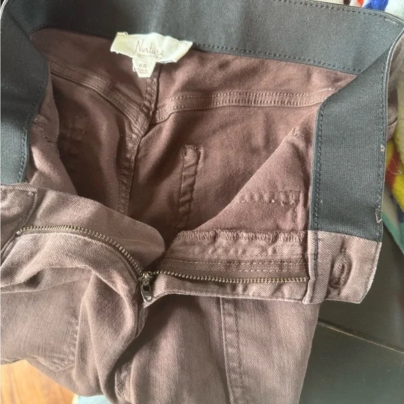 Brown denim like material deep pockets elastic waistband. size 6 regular - Picture 7 of 9